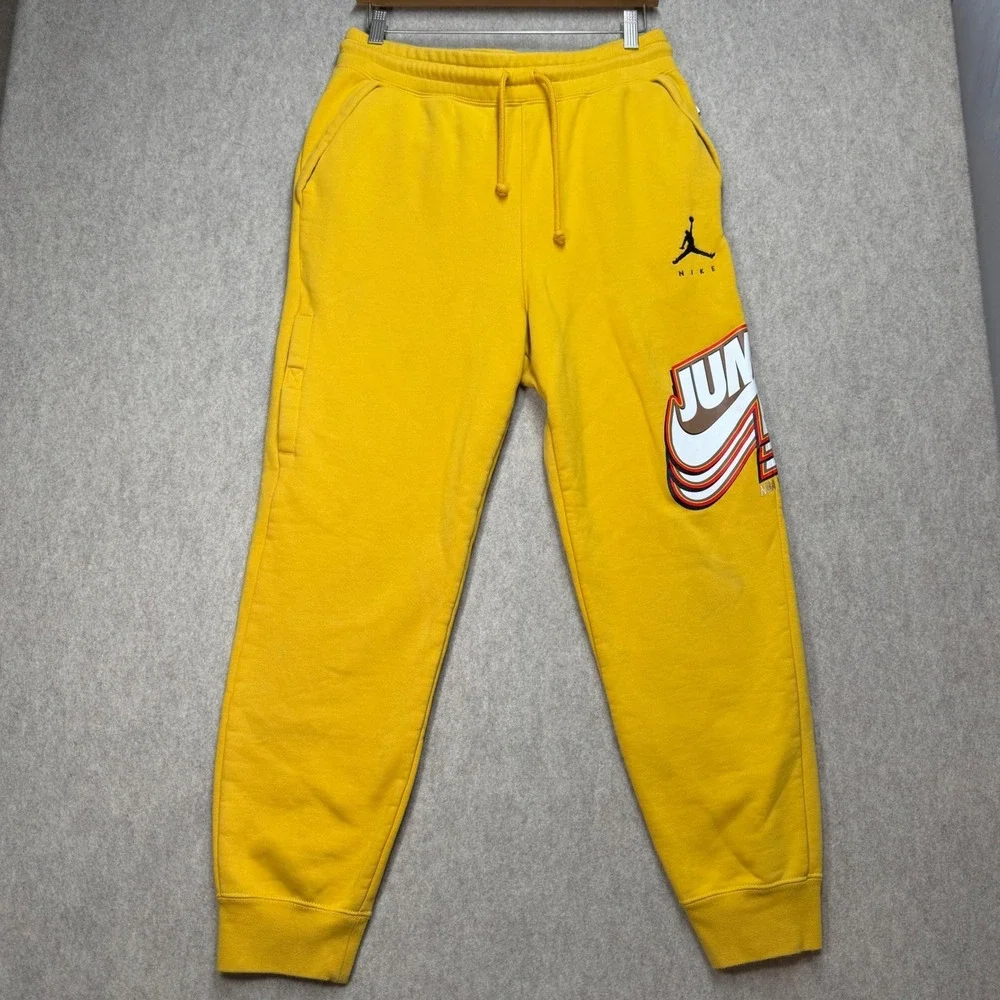 Jordan Mens Yellow Fleece Jumpman Graphic Sweatpants Medium Sporty Athleisure